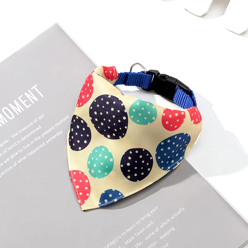 Adjustable Dog Bandanas – Lenço de Algodão Xadrez para Cães e Gatos | Lavável, Confortável e Estiloso 🎀