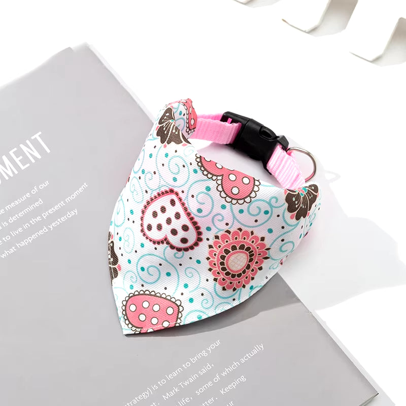 Adjustable Dog Bandanas – Lenço de Algodão Xadrez para Cães e Gatos | Lavável, Confortável e Estiloso 🎀